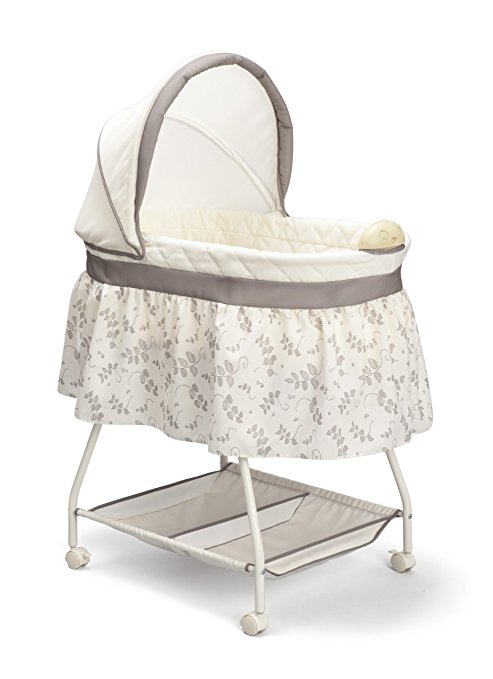 Delta Children Sweet Beginnings Bassinet